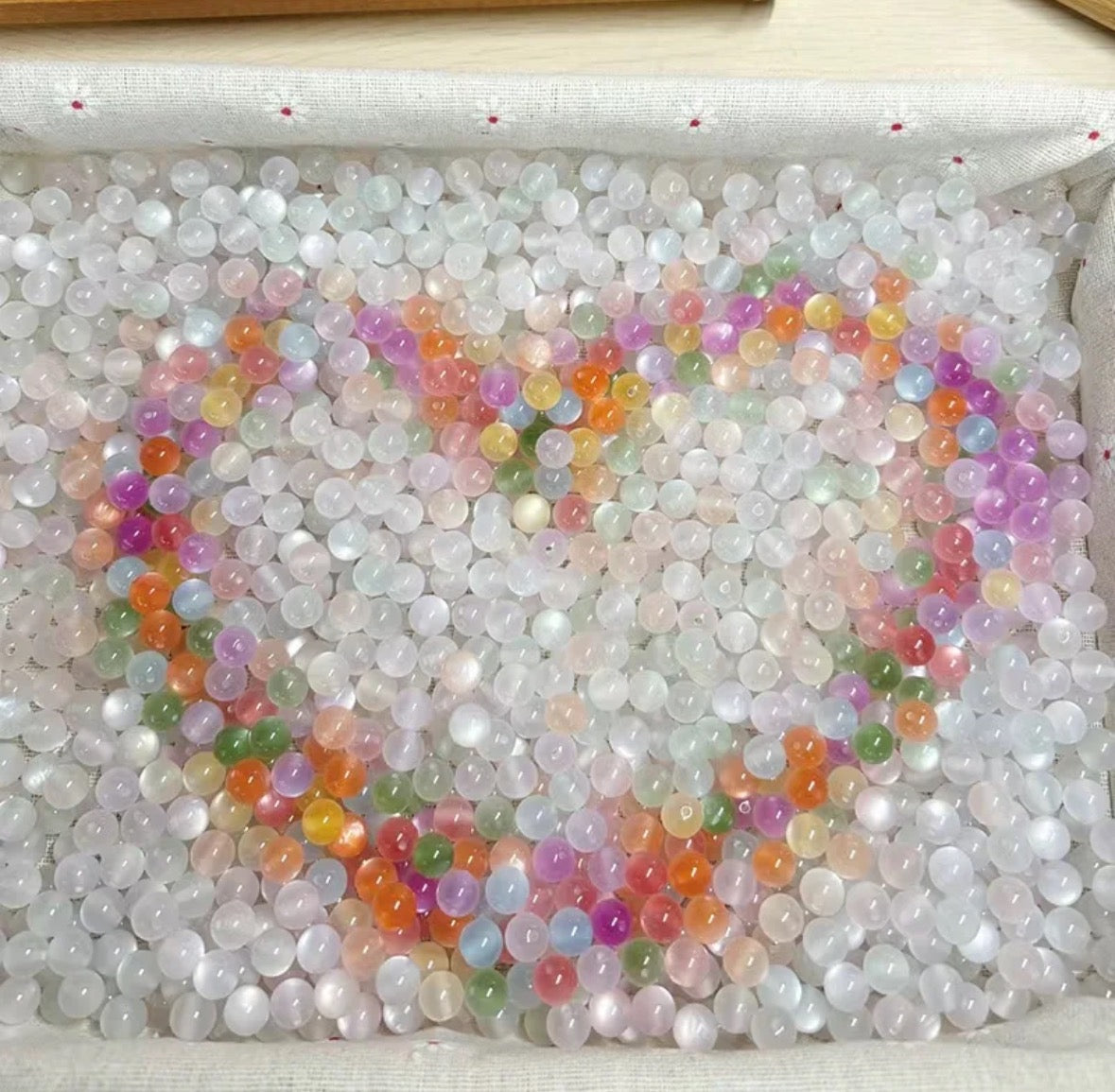 Color-Changing Beads